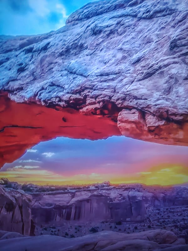 Witness records sunset, mountains, cheetah in seven-minute sequence