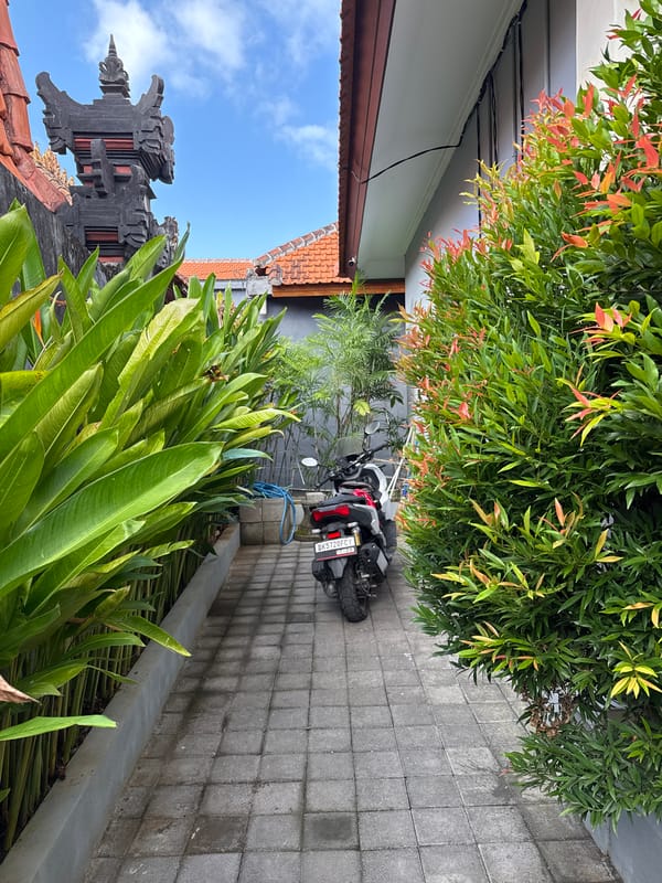 Morning Starbucks stop in Kuta Selatan, Bali
