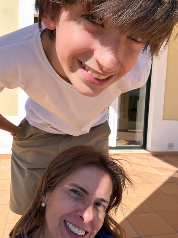 Two people take selfie together in Torres Vedras