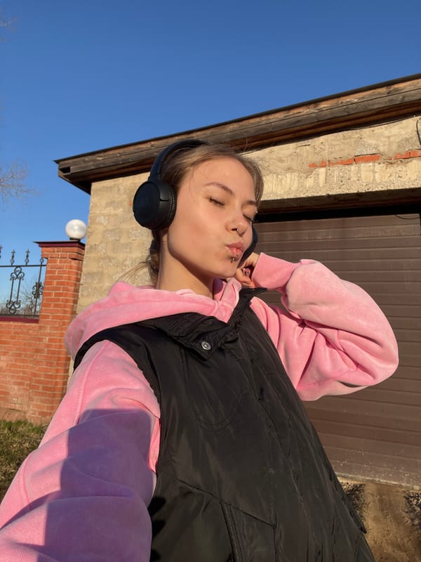 Young people photographed outdoors in Фоки, Russia during daylight