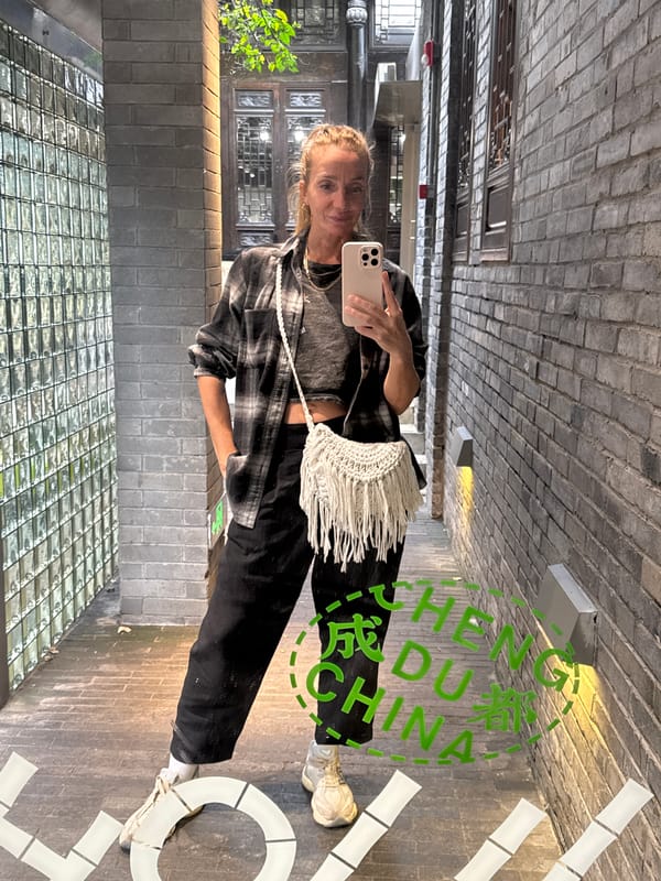 Morning street life documented across Qingyang District, Chengdu