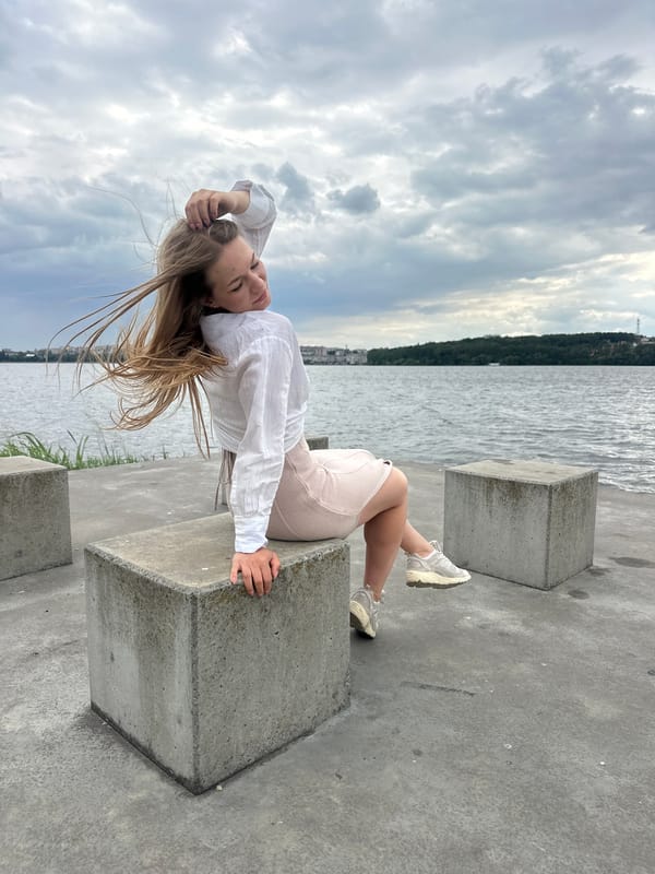 Afternoon at Ternopil Lake: windsurfers, waterfront cafes, and skatepark