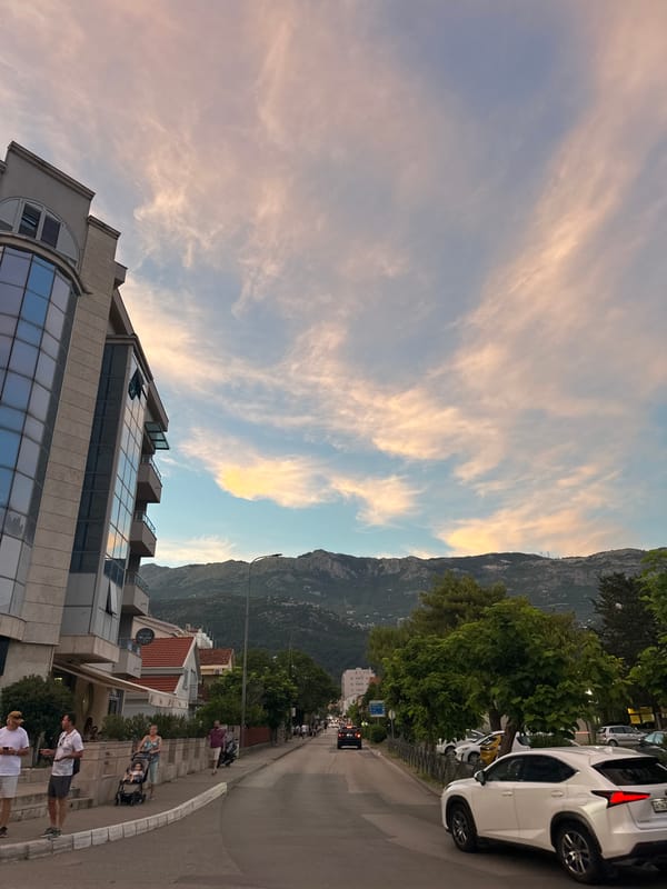 Evening in Budva: balcony hangs and night streets