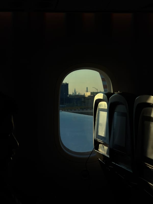 Passenger captures aircraft cabin scenes at Gatwick Airport