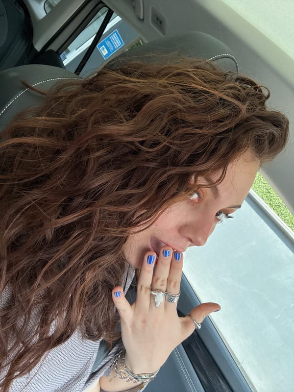 Woman observed in vehicle in Mexico City