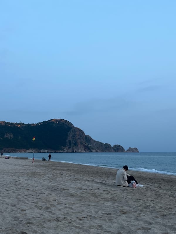 Overcast afternoon moments captured along Alanya Turkey beach