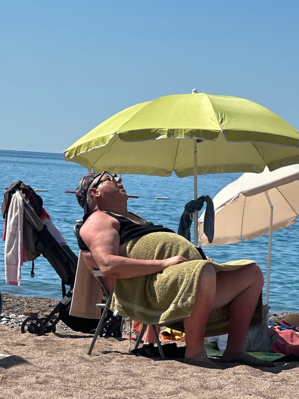 A full beach day along the Adriatic coast in Boreti