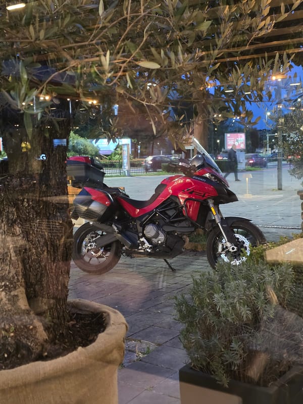 Evening motorcycle and cafe scenes captured in Podgorica