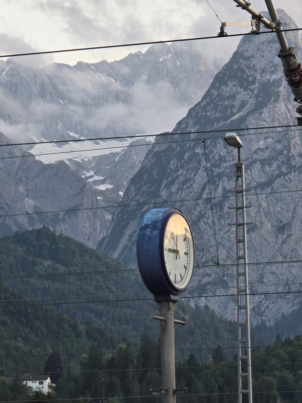 Evening train operations documented at Garmisch-Partenkirchen Alpine station