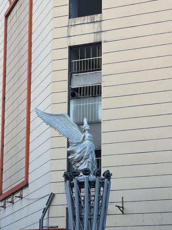 Morning street life documented across Jiangning District, Nanjing