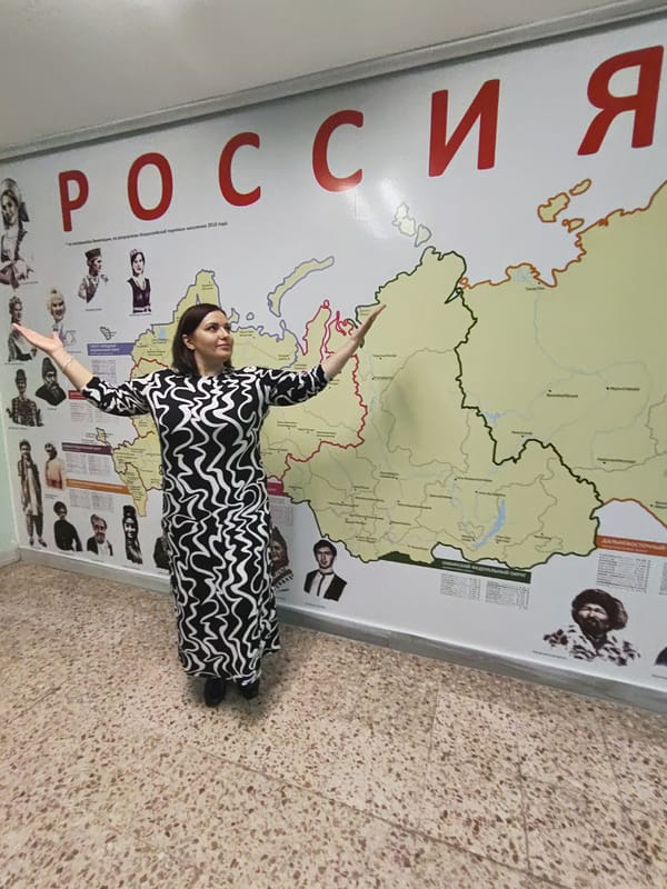 Women and children visit museum, attend crafts workshop in Markovskii