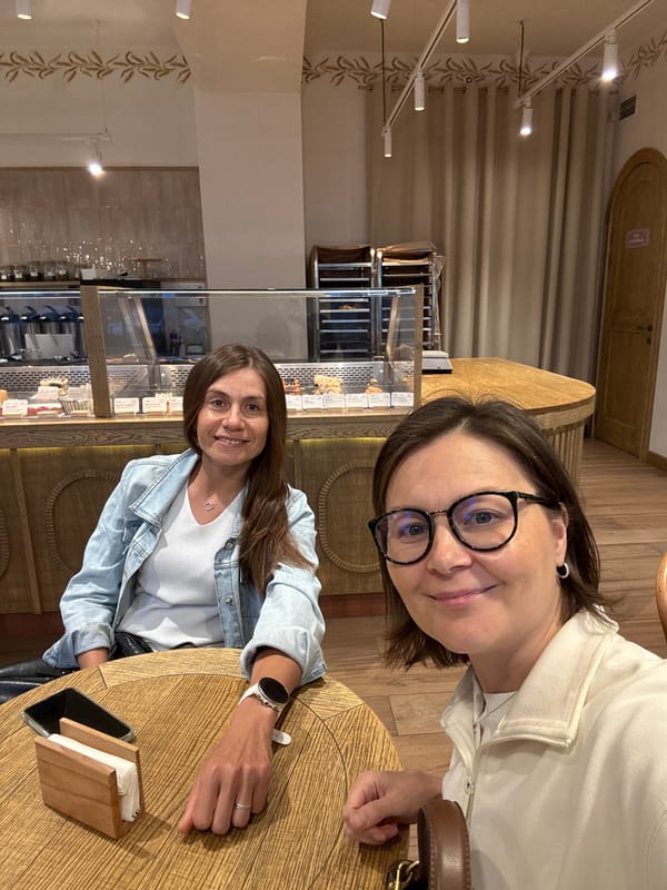 Afternoon stop at a cozy Izhevsk bakery café
