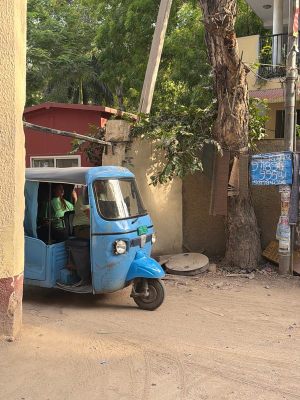 Delhi residents document ordinary Saturday morning across city neighborhoods