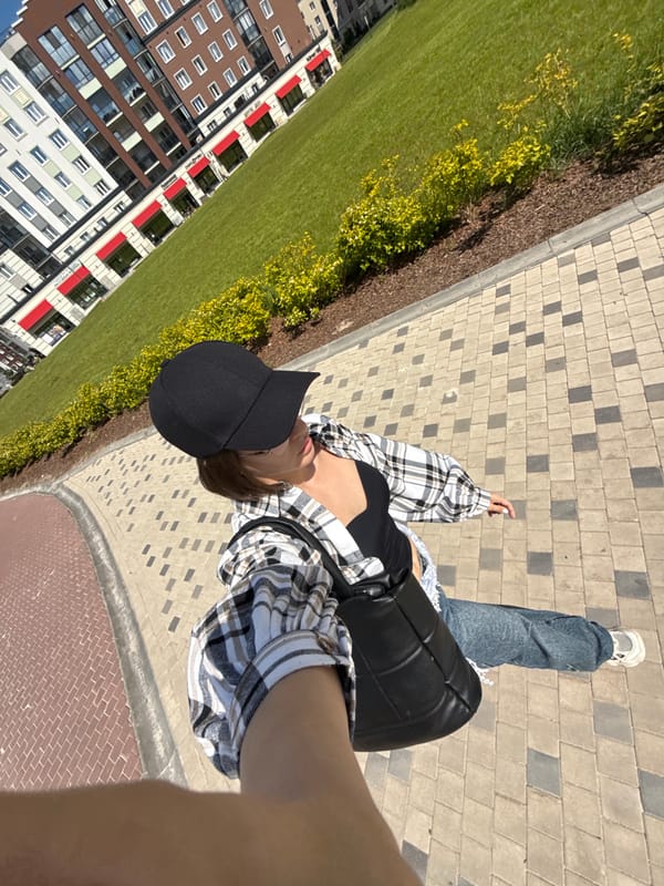 Young woman documents casual day outdoors in Russian cities