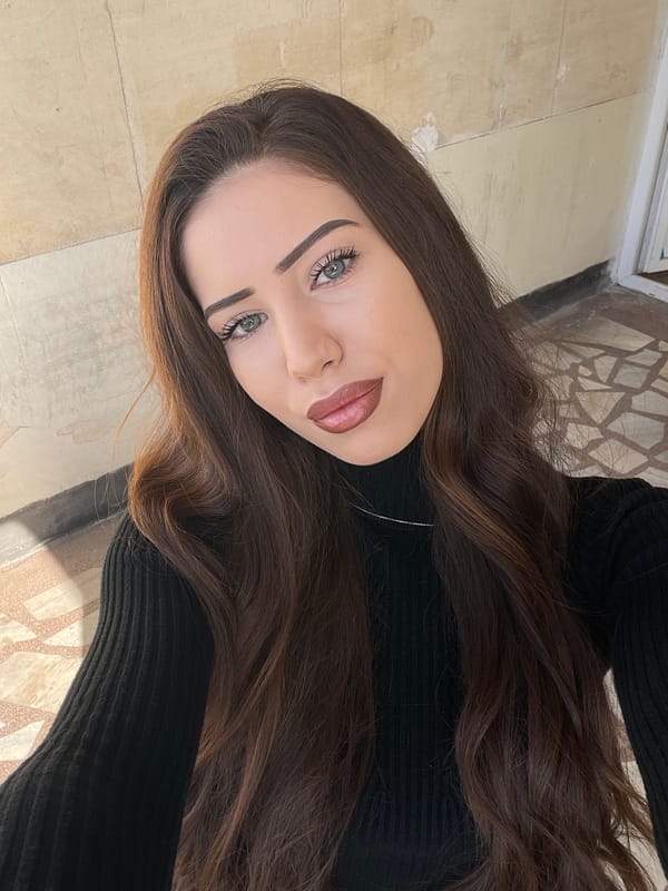 Spring portrait and nature photography session in Veliko Tarnovo