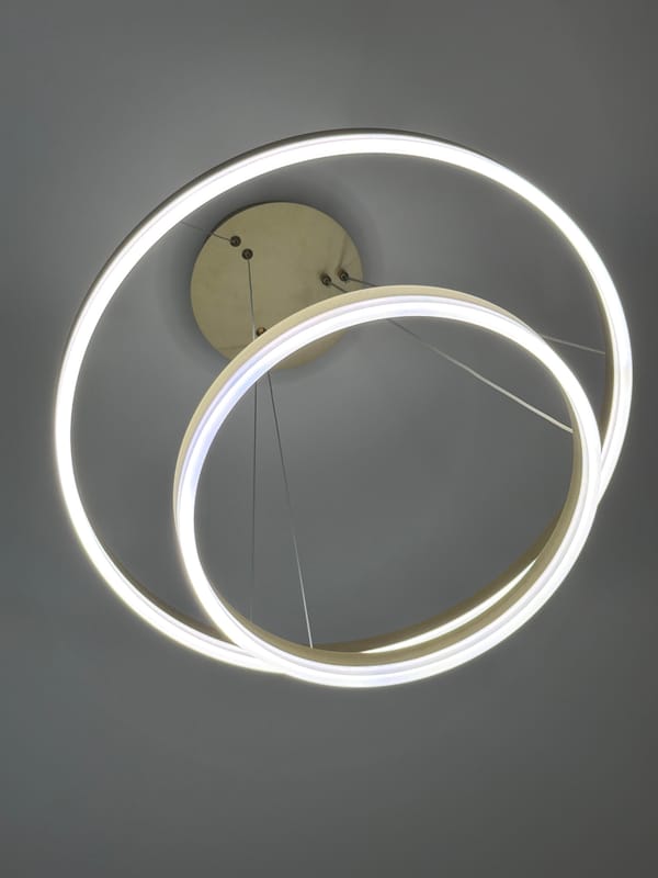Modern ring ceiling light fixture spotted in Moscow