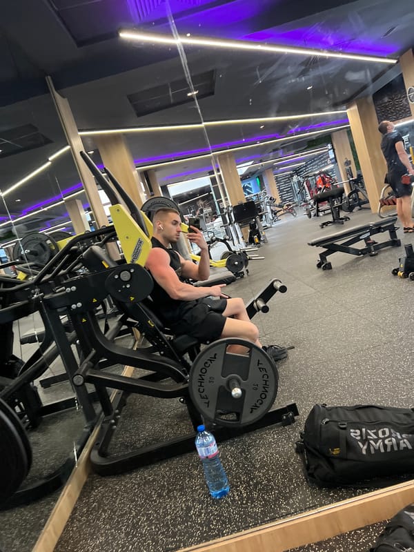 Gym selfie and city traffic at a Burgas intersection