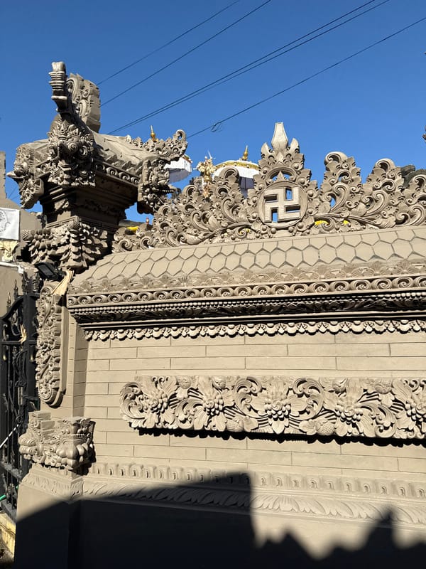 North Kuta streets and stonework on a clear Bali morning