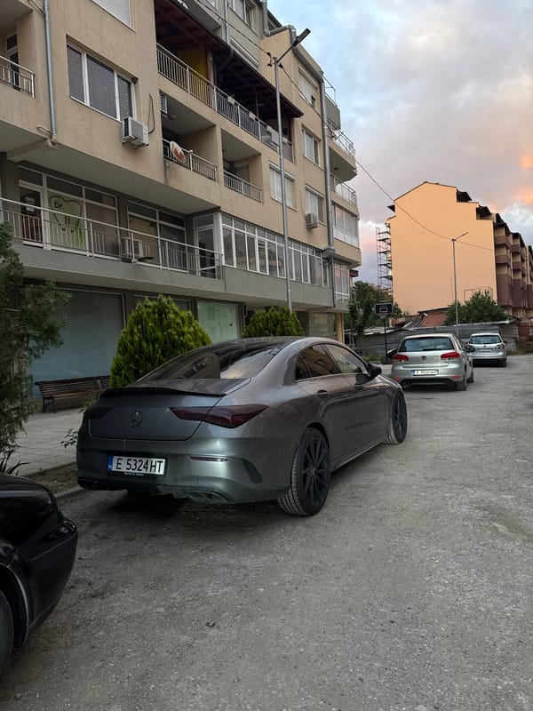 Everyday street moments captured in Blagoevgrad residential area