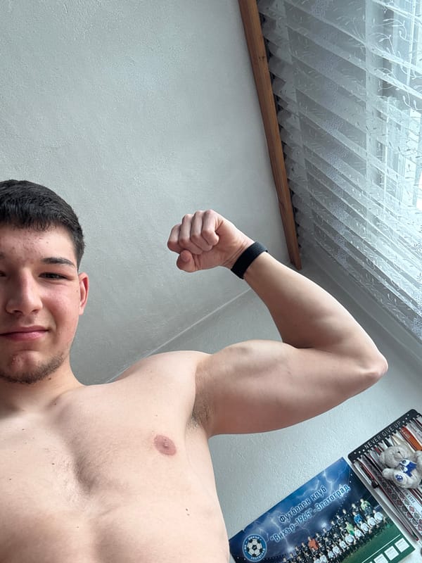Man posts fitness comeback selfies in Zlatograd, Bulgaria