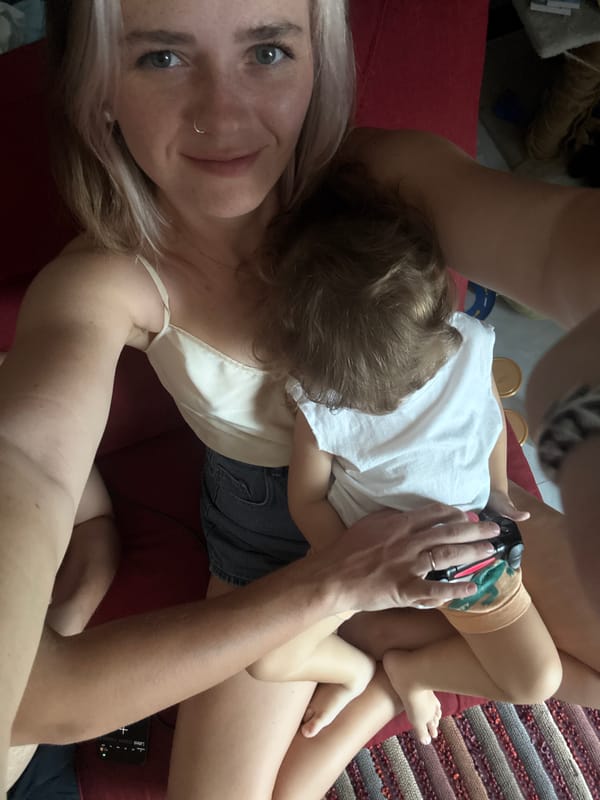 Family spends morning together in Choeng Thale, Thailand