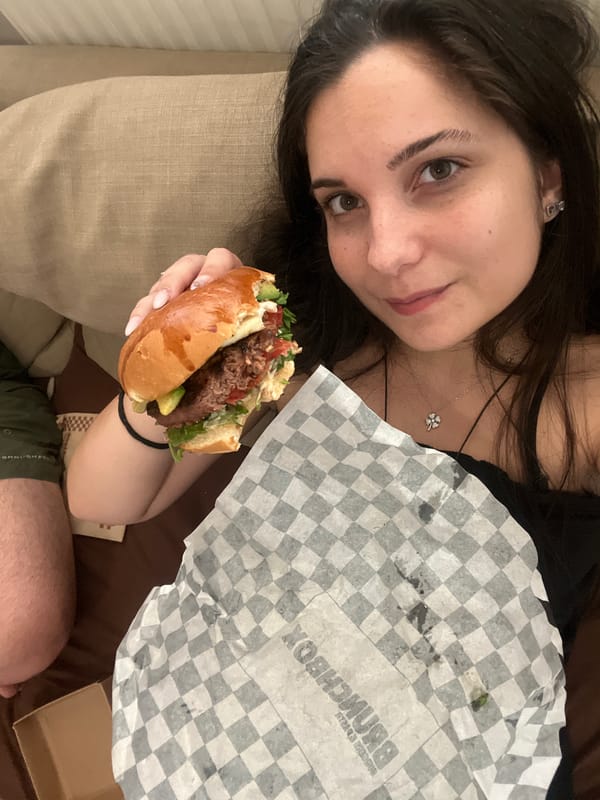 Burger hangout in Sofia with an #InOrOut poll running
