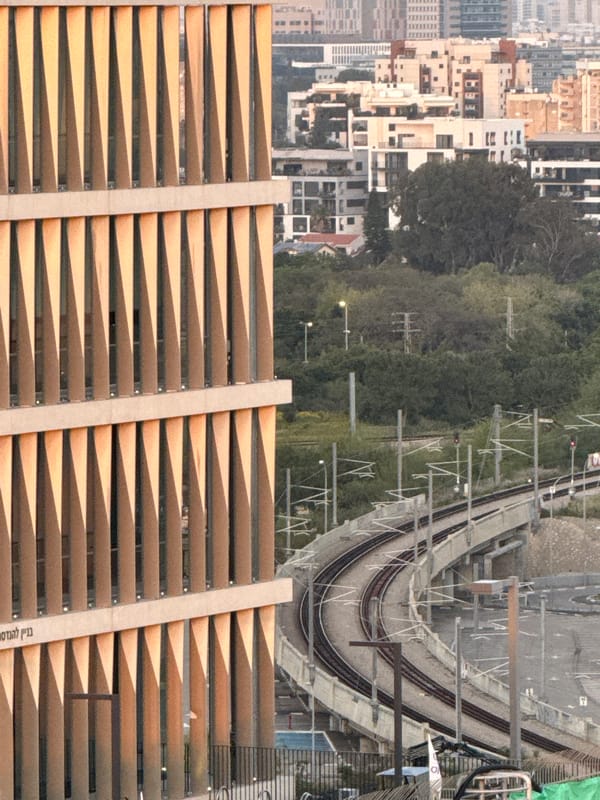 Urban observations from elevated Tel Aviv building position