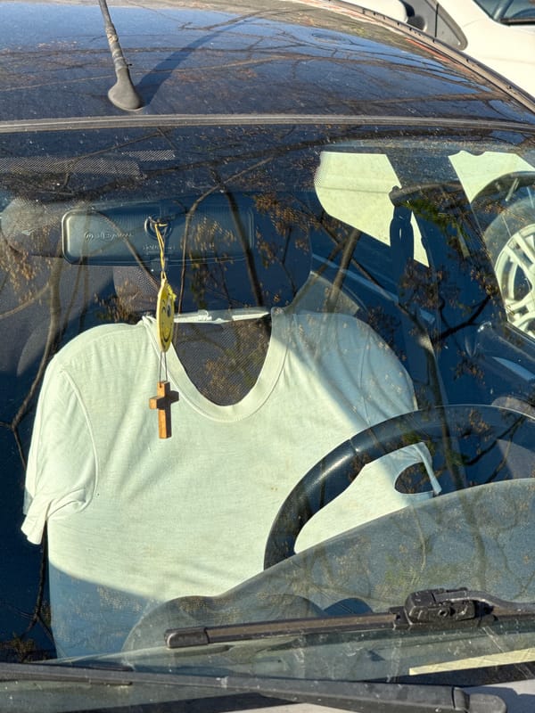 Ordinary moments captured in Pržno: car interior, sky contrails