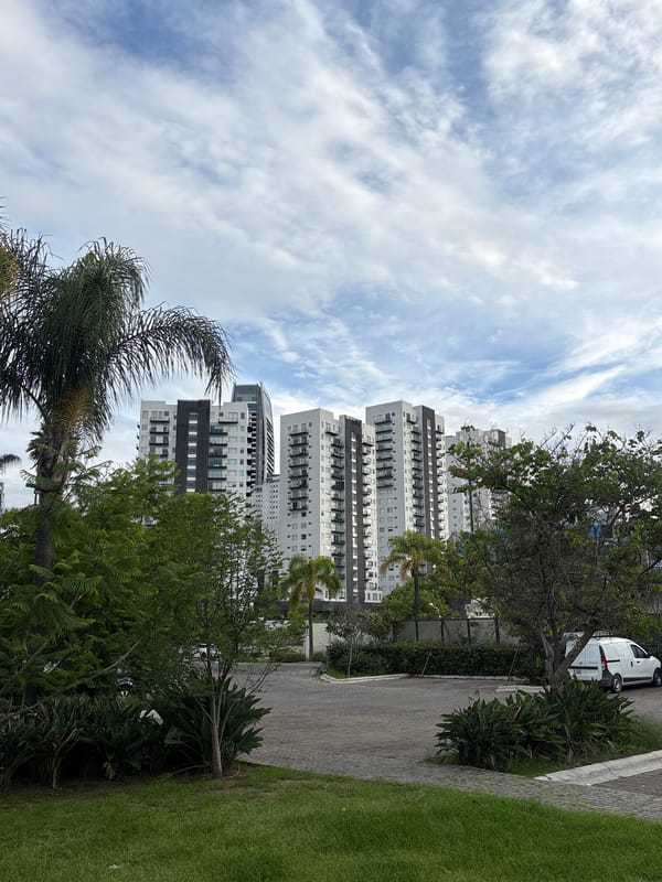 Apartment complex, park walk, and bathroom selfies in Tlaxcalancingo