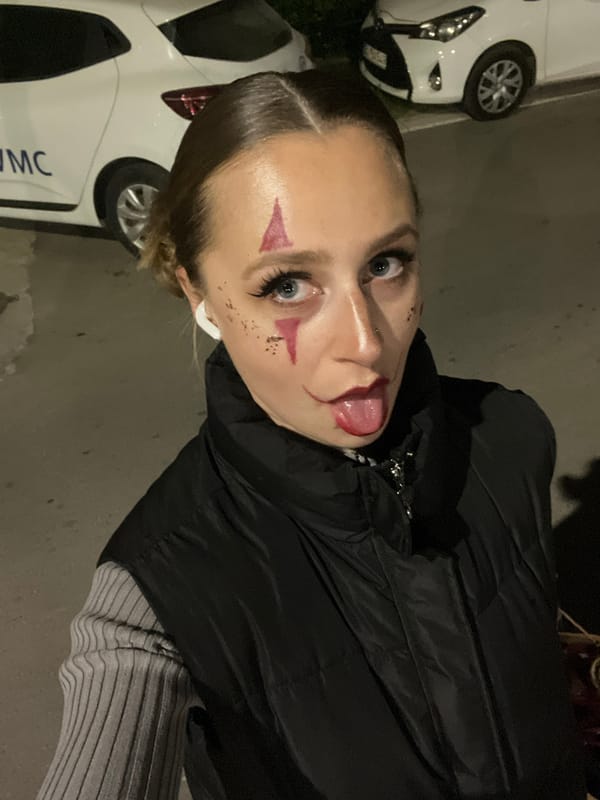 Person takes nighttime selfie in Boreti, Montenegro