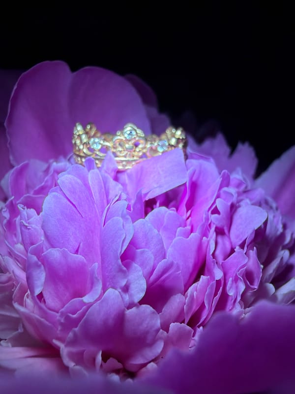 Portrait session with peonies captured in Chaikovsky, Russia