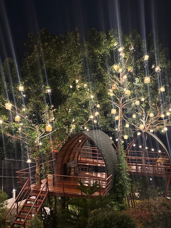 Dinner and drinks at a scenic resort spot in Ban Bang Rak