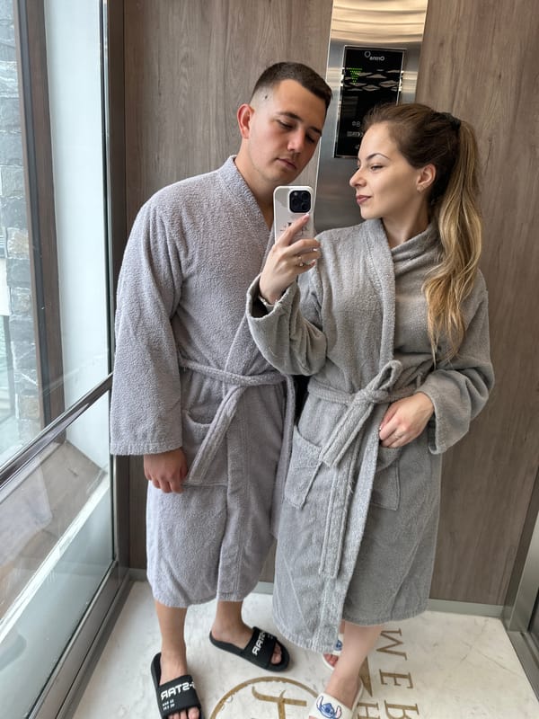 Woman documents scenic visit to Sarnitsa, Bulgaria with selfies