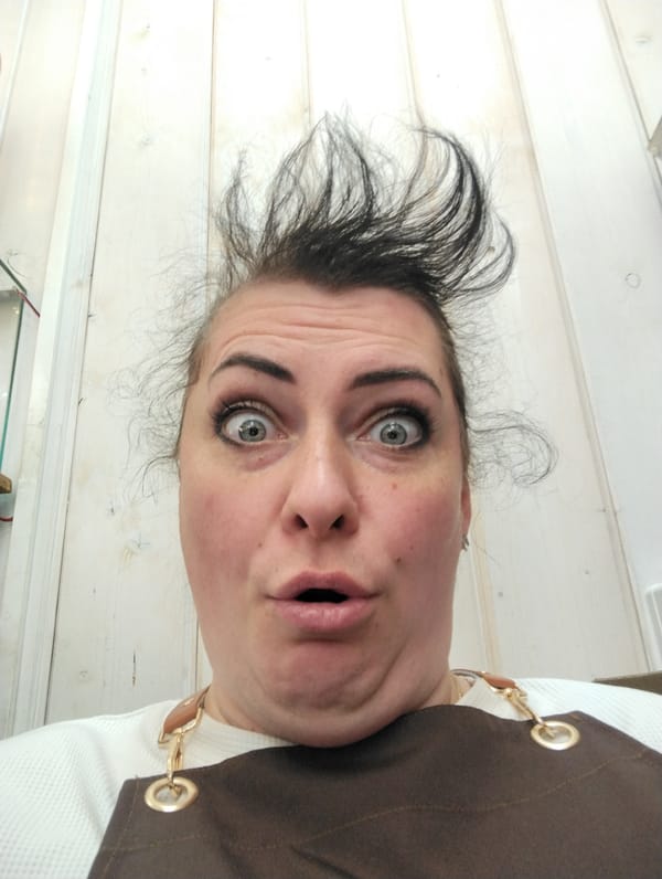 Easter cake displays spotted across Votkinsk bakeries and cafes