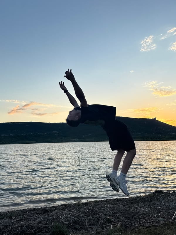 Acrobatics and sunset photography at Lake Shumen