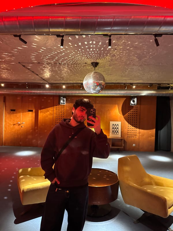 Chess game with meal observed in Yerevan