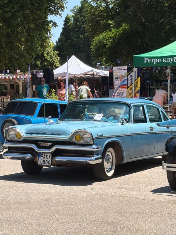 Retro car show and wedding day collide in Pazardzhik