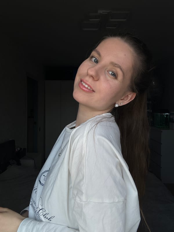 Young woman documents daily life through selfies in Klin, Russia