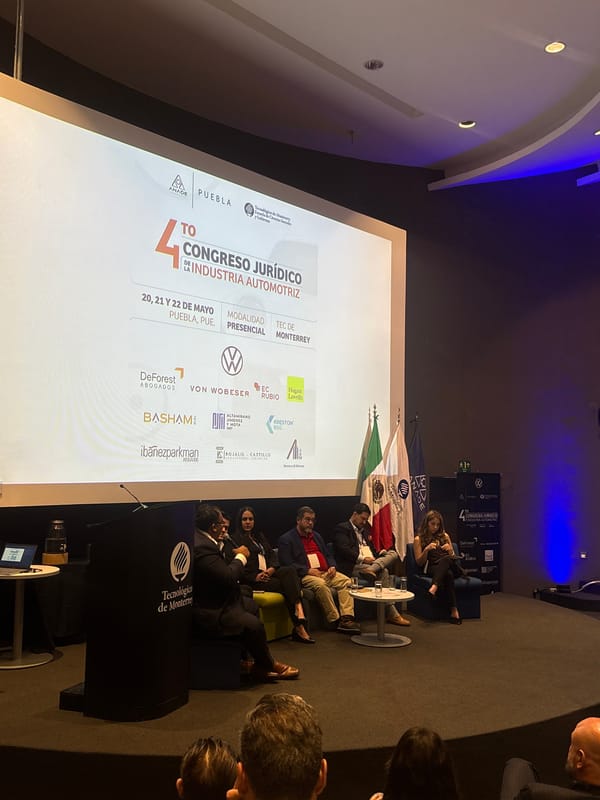 Business conferences and meetings documented across Puebla, Mexico