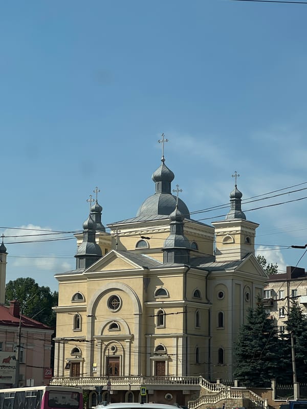 Witness documents Ternopil's yellow religious and civic buildings