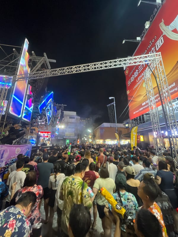 Water festival draws crowds in Chiang Mai, Thailand