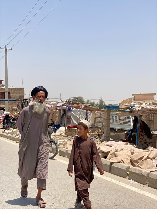 Street life in Kandahar on a clear morning