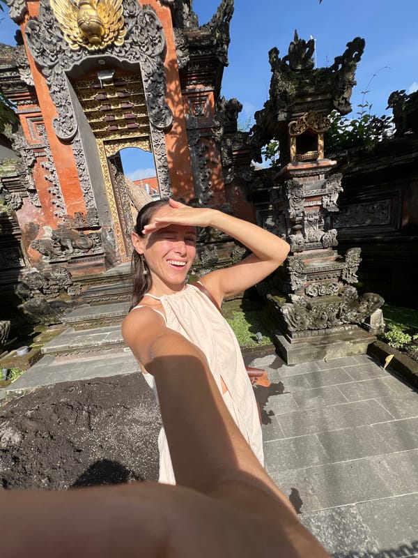 Everyday tourist and cycling activity documented in Ubud, Indonesia