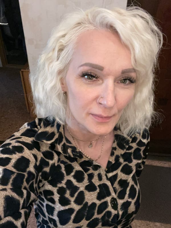 Leopard-print outfit shoot, Saint Petersburg apartment