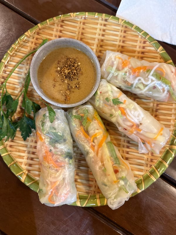 Vietnamese-Asian fusion meal documented in Mexico City restaurant