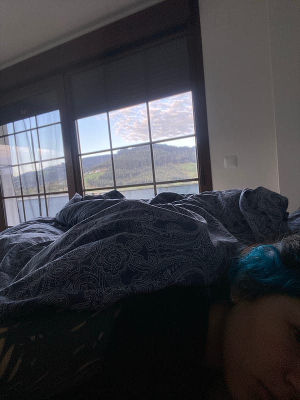 Morning domestic moments captured in Villaviciosa homes