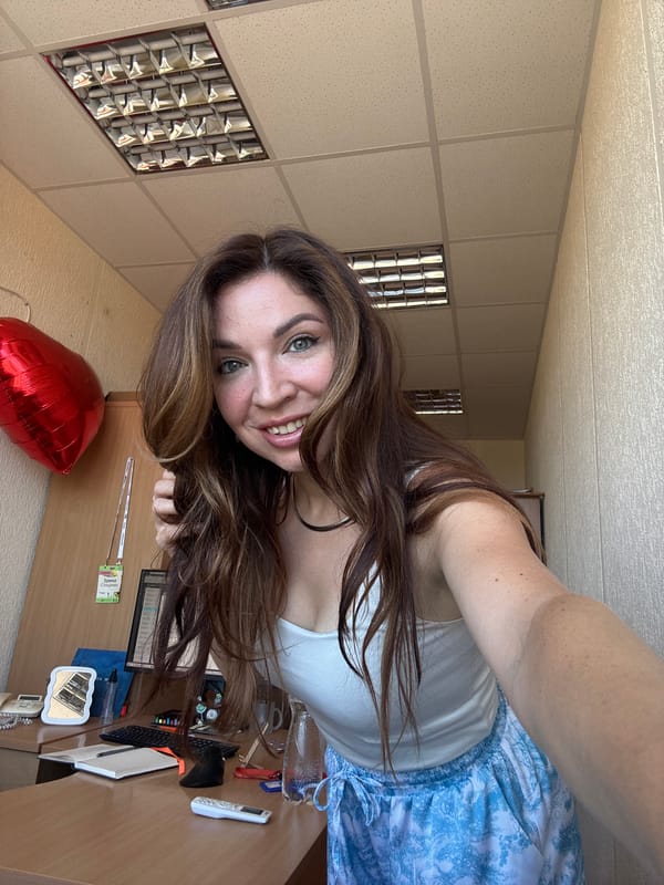 Selfie and dancing moments in a Kryvyi Rih office