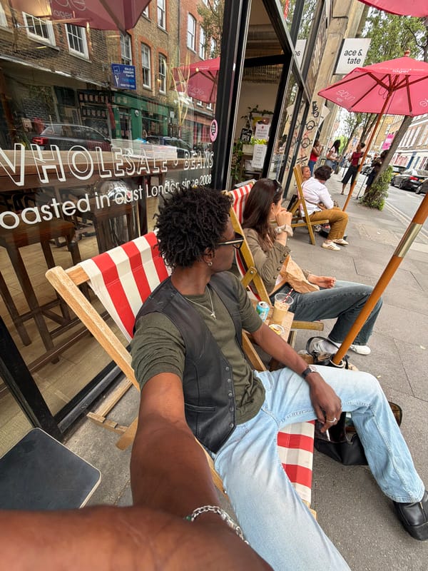 Londoners enjoy morning café scene in East London