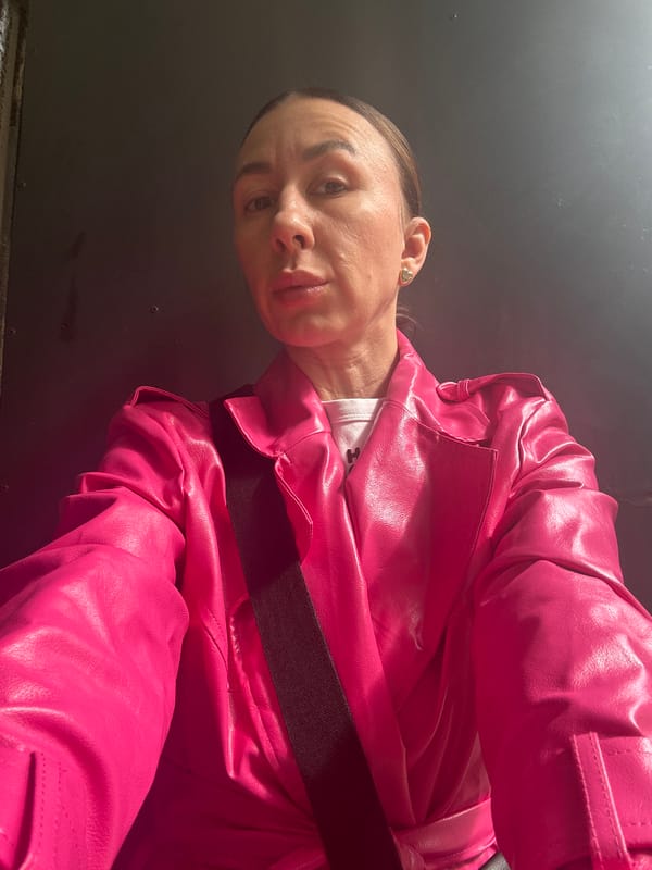 Woman's morning routine documented in Votkinsk, Russia