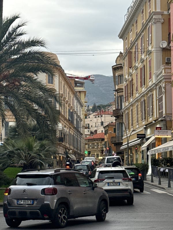 Ordinary moments documented across Sanremo during afternoon hours